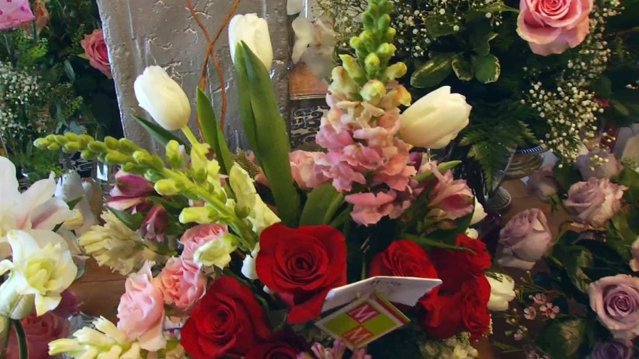 Tulsa Flower Shop Bustling In Valentine's Day Rush