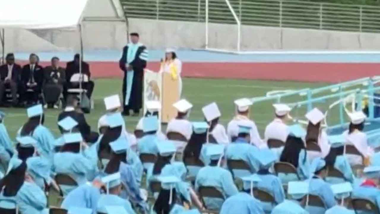 Graduation speech examples picture